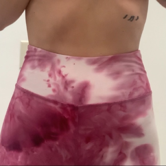 Tie dye über soft biker shorts - Picture 2 of 3
